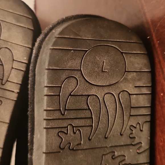 Bearpaw Boots Size 7 Black Suade Faux Fur - Picture 9 of 10